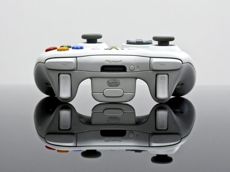 technology game controller reflection vehicle gadget 1036437 pxhere.com
