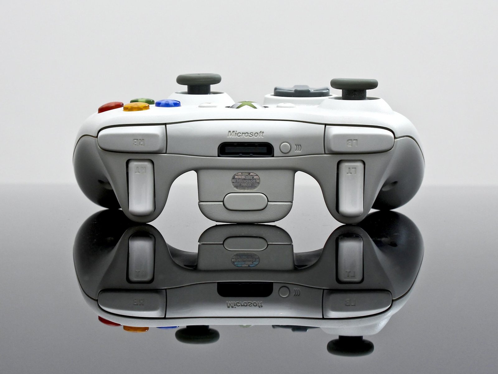 technology game controller reflection vehicle gadget 1036437 pxhere.com